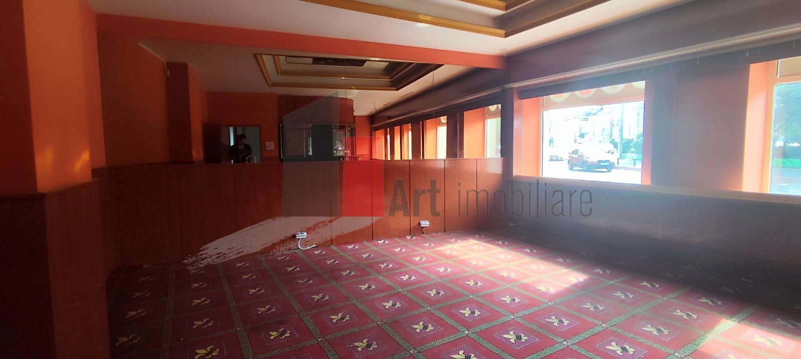 Spatiu comercial Piata Unirii-Rond Cosbuc, trafic pietonal - Poză 2