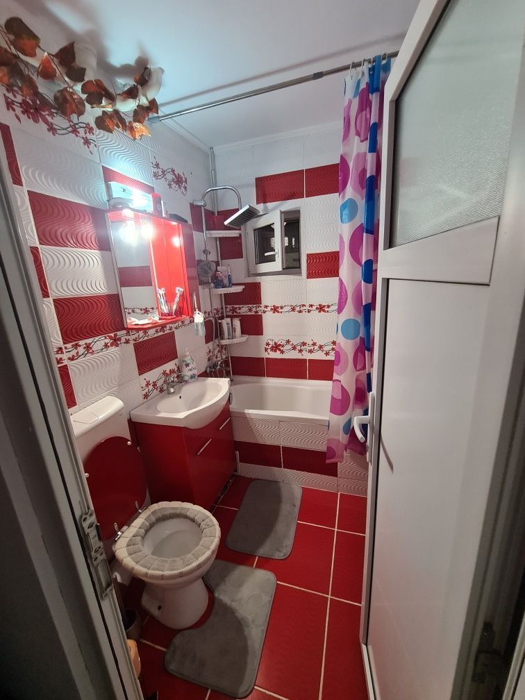 ageuropa.ro vinde apt. 4 cam. CARAMIDA, 80mp la PARTER in Micro 14 - Poză 7