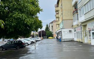Apartament 2 camere decomandat,renovat integral, mobilier nou /pivniță - Poză 15
