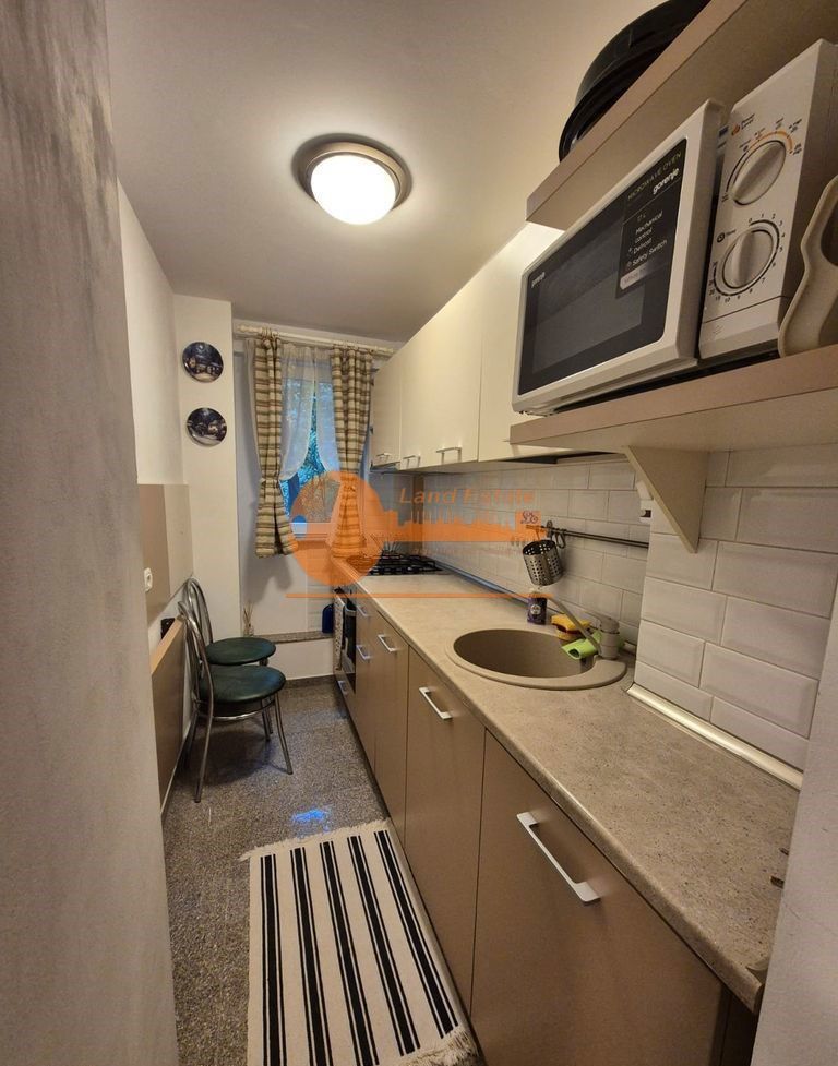 Apartament cu 2 camere la un minut distanta de metrou Râul Doamnei - Poză 8