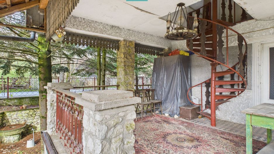 Casă P+E+M cu teren 8163 mp – Roşia Nouă (Petriş) - Poză 8