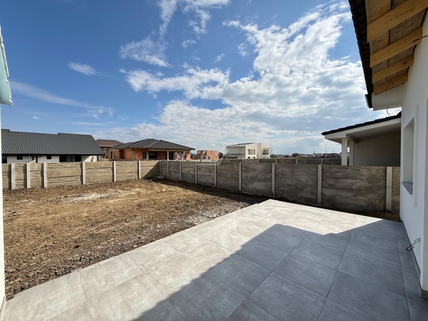 COMISION 0. Drumul Boilor - noul Lidl. Toate utilitatile. Terasa 18 mp. - Poză 21