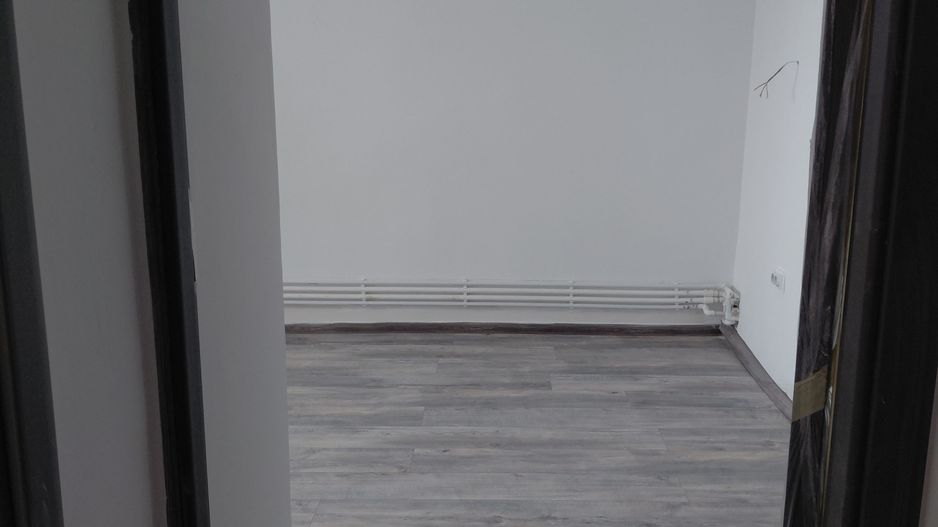 🏡 Apartament 2 camere  dec | Micro 13 | Etaj 4/5 | 55 mp totali ,liber - Poză 9