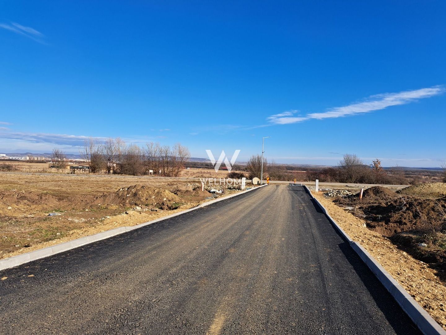 Teren intravilan constructii locuinte colective, Cisnadie - Sibiu - Poză 1