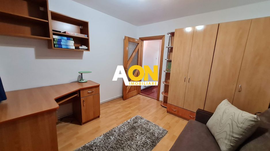 Aparatament 2 Camere Decomandat Zona Cetate - Poză 9