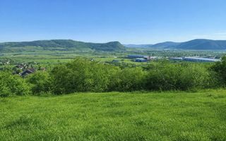 Teren intravilan 7 ari , Viisoara. Priveliste panoramica. - Poză 1