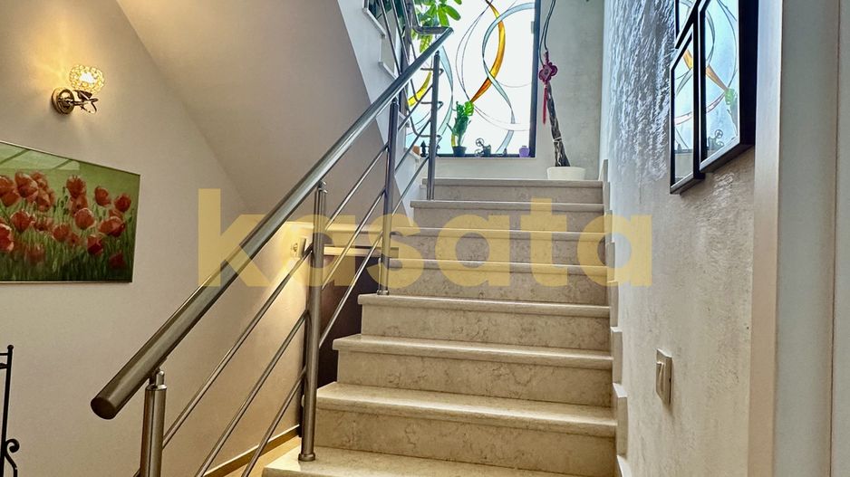 Vila care redefinește echilibrul între rafinament, spațiu și liniște - Poză 30