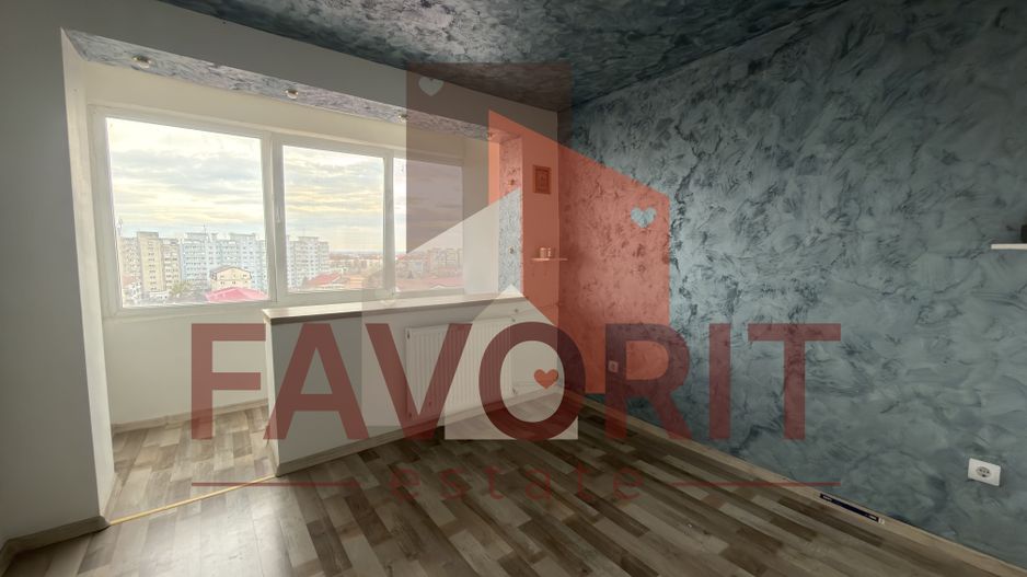 Etaj intermediar. Bloc izolat. Bucatarie inchisa - Poză 1