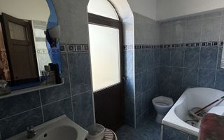 3 camere in vila I Calea Plevnei I Necesita renovare I Etaj 2 - Poză 12