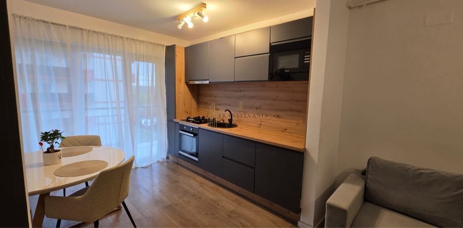 Apartament 3 camere, modern - Poză 3