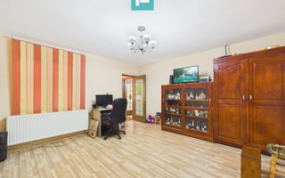 Casă individuală spațioasă în Jimbolia - Poză 8