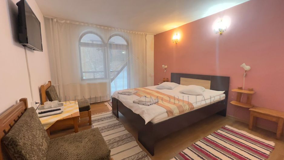 Hotel / Pensiune de vânzare în Central, Slanic-Moldova - Poză 11