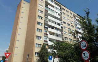 BRASADAS vinde ap 2 cam la PARTER zona Spitalul Judetean.