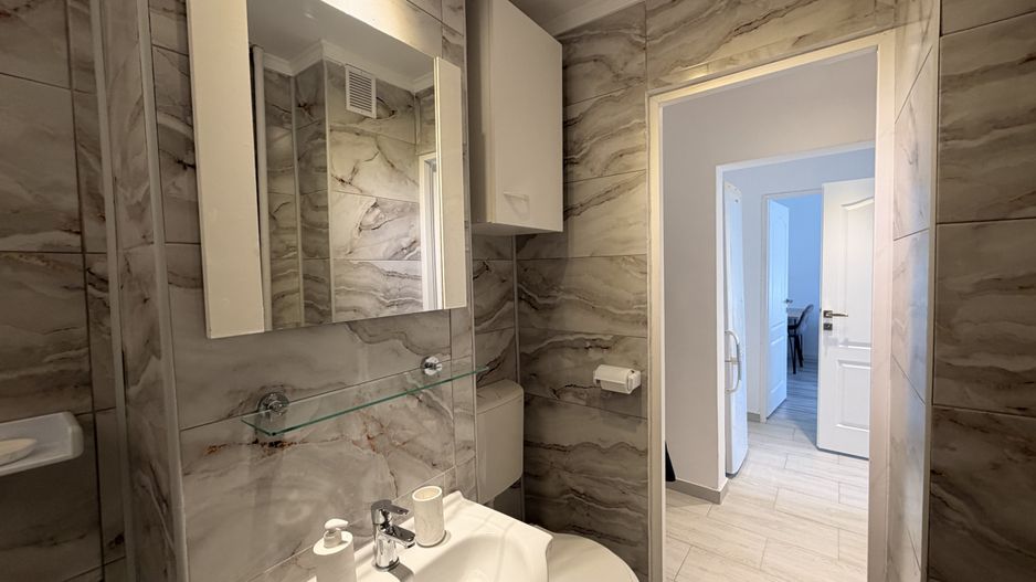 Apartament 2 camere renovat 2025, bloc 1976 – Sălăjan - Poză 9