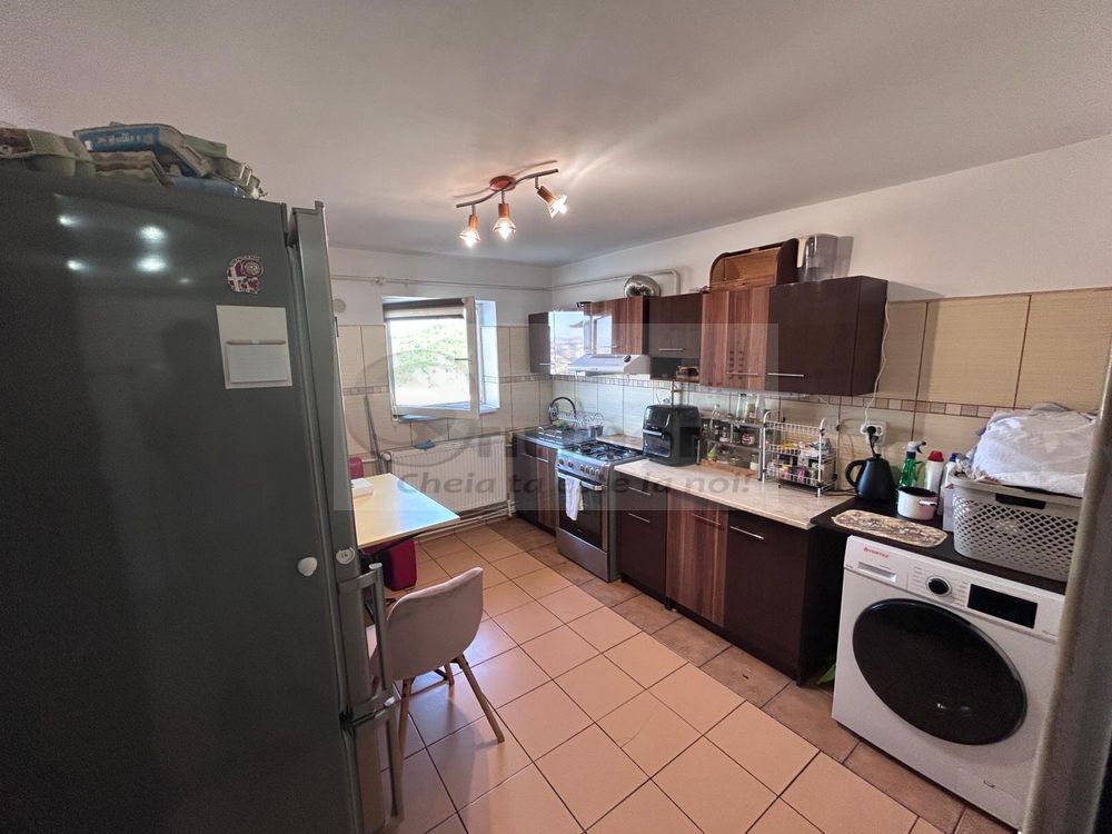 Apartament 3 camere Iasi Nicolina-Rond Vechi 122.000 - Poză 1