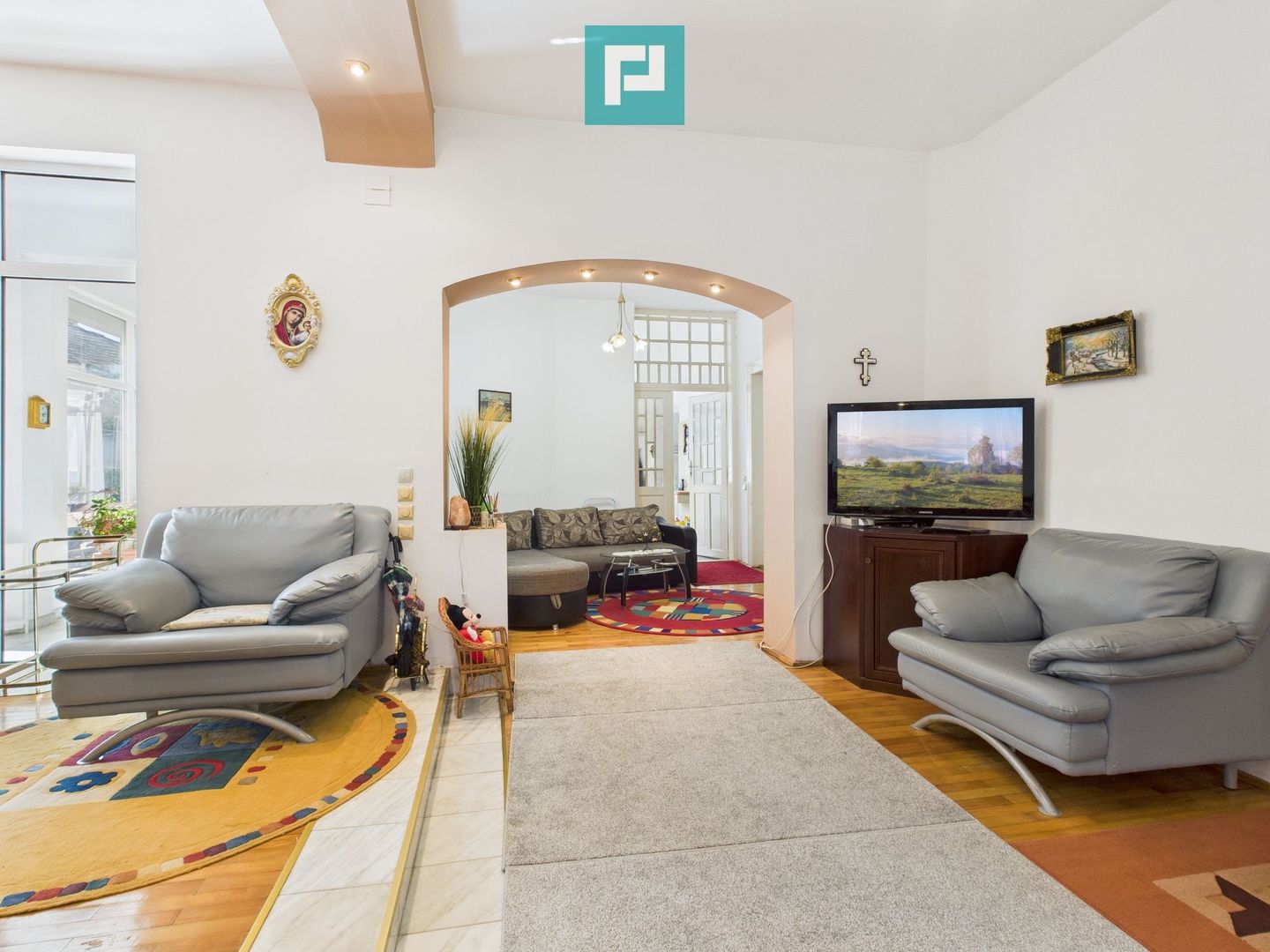 Casă cu piscină și teren generos, Sântana - Poză 10