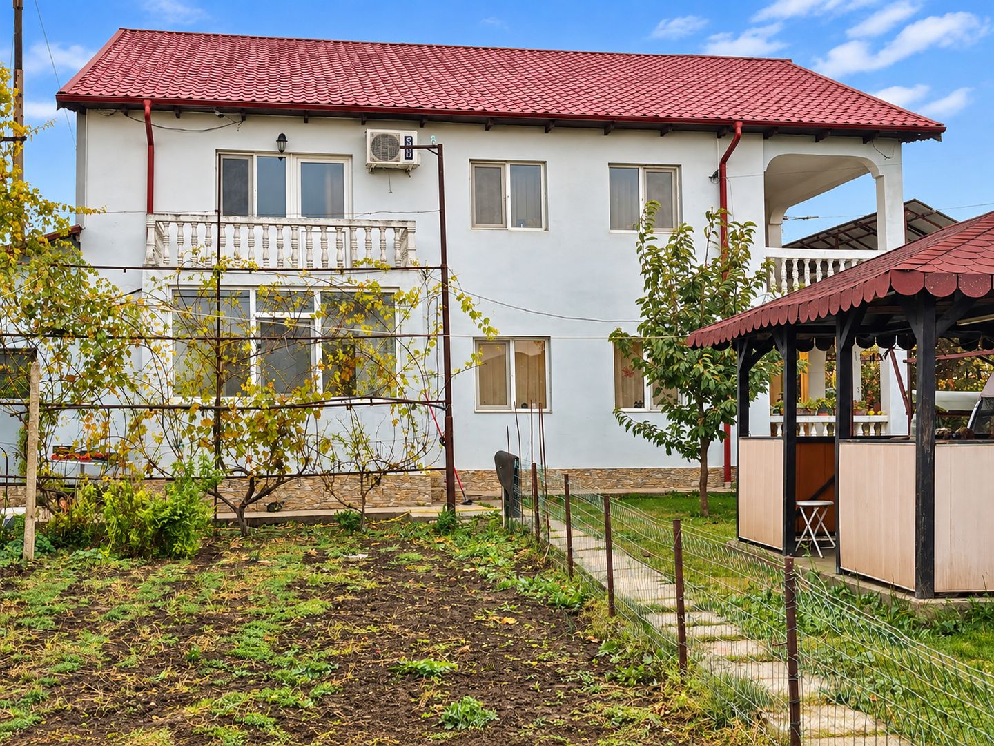 Casă independentă energetic | 387 mp construiți | Teren 1.400 mp - Poză 7