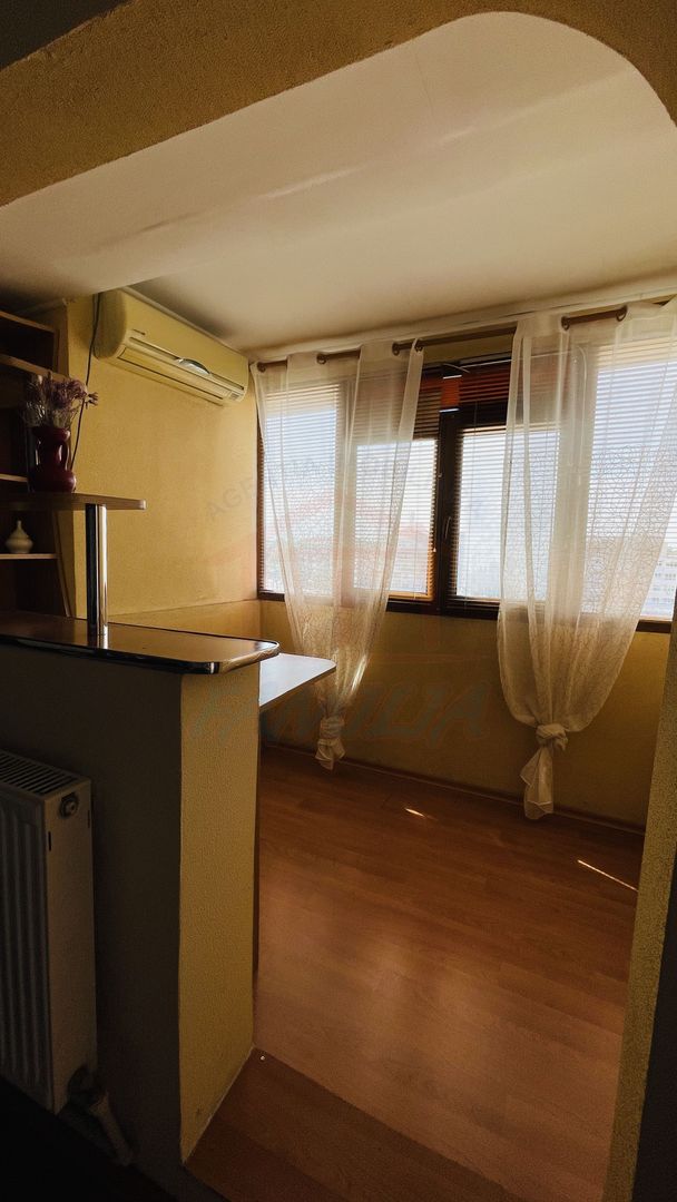 Apartament spațios cu 3 camere, 2 băi și 3 balcoane – I.C. Frimu, 80mp - Poză 7