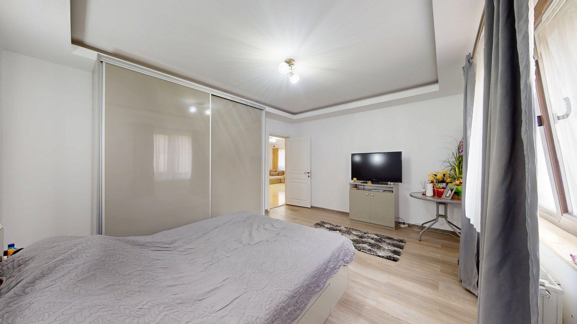 VOLUNTARI - Locuinta Ideala pentru Familie sau Activitati Mixte - Poză 9