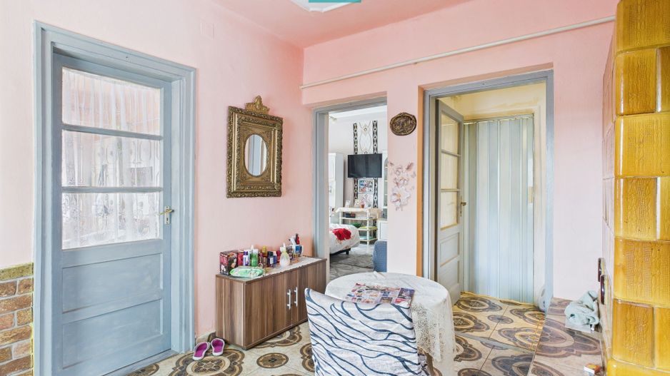 Casă cu 3 camere și teren generos lângă frontieră - Poză 12