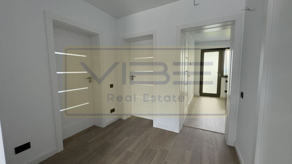 Casa individuala PREMIUM D+P+E 419mp teren, Miroslava - Poză 19