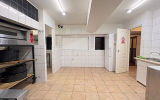 Restaurant - Cafenea De  Vanzare In Onesti - Zona centrala - Poză 8