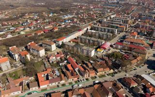 Spațiu comercial pe 2 nivele în Caransebeș - Poză 12