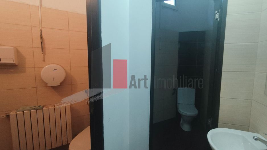 Spatiu comercial stradal, deschidere mare - Poză 17