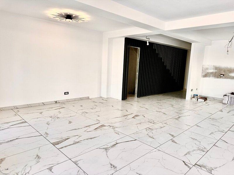 Vila 5 camere Otopeni Central - Poză 5