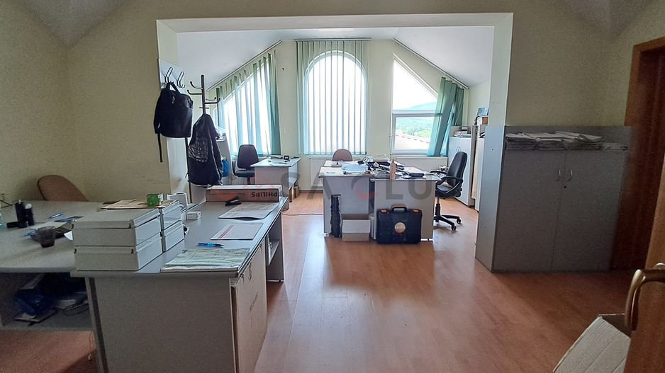 Apartament de 5 camere în Vilă - Zona Bună Ziua!! - Poză 7