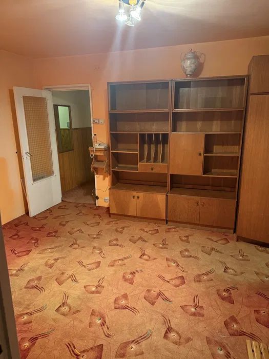 Apartament cu 2 camere zona 7 NOV etaj 4 - Poză 1