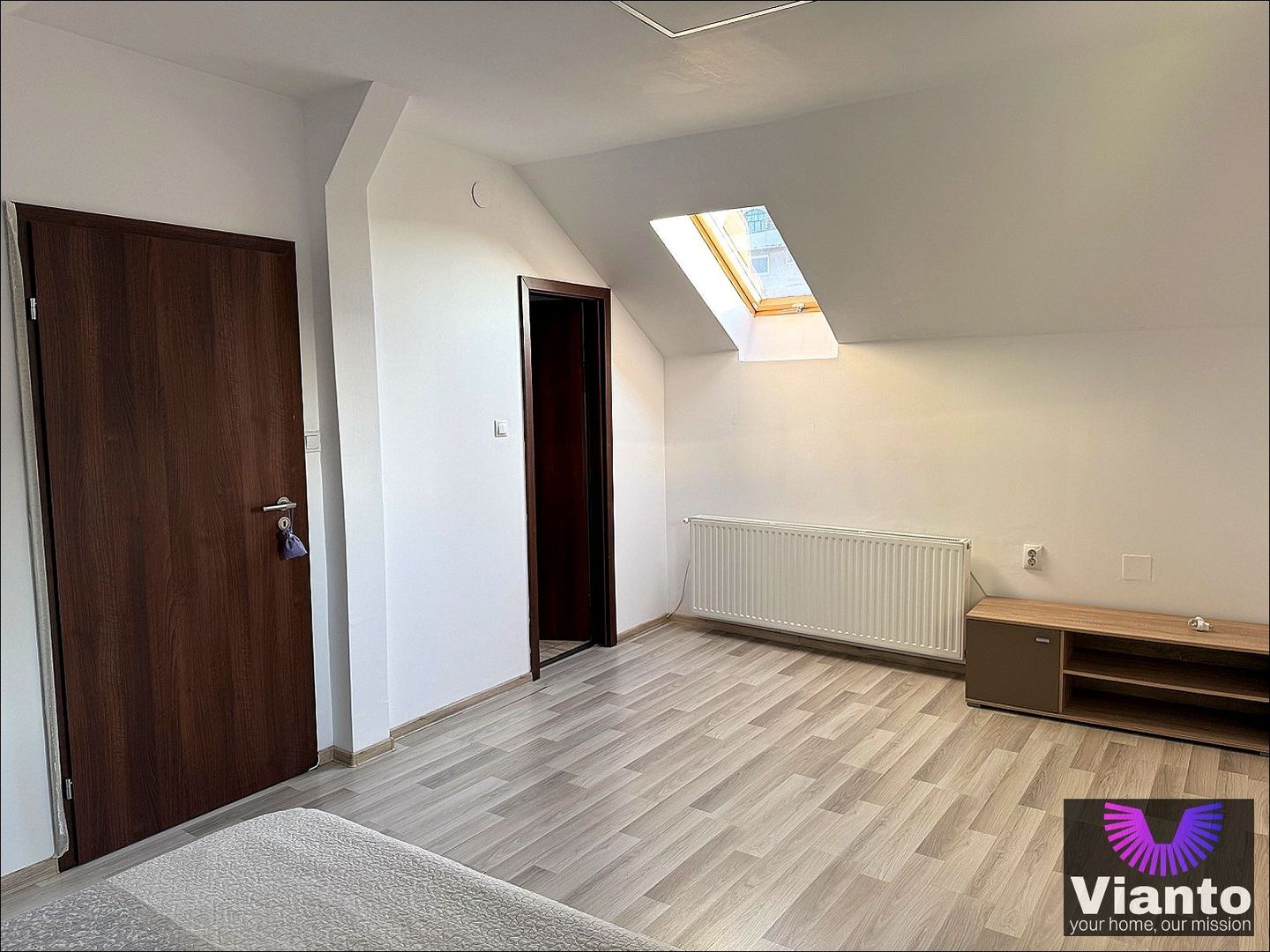 APARTAMENT 4 CAMERE SOS.ALBA IULIA PE 2 NIVELURI (100 MP) - Poză 7