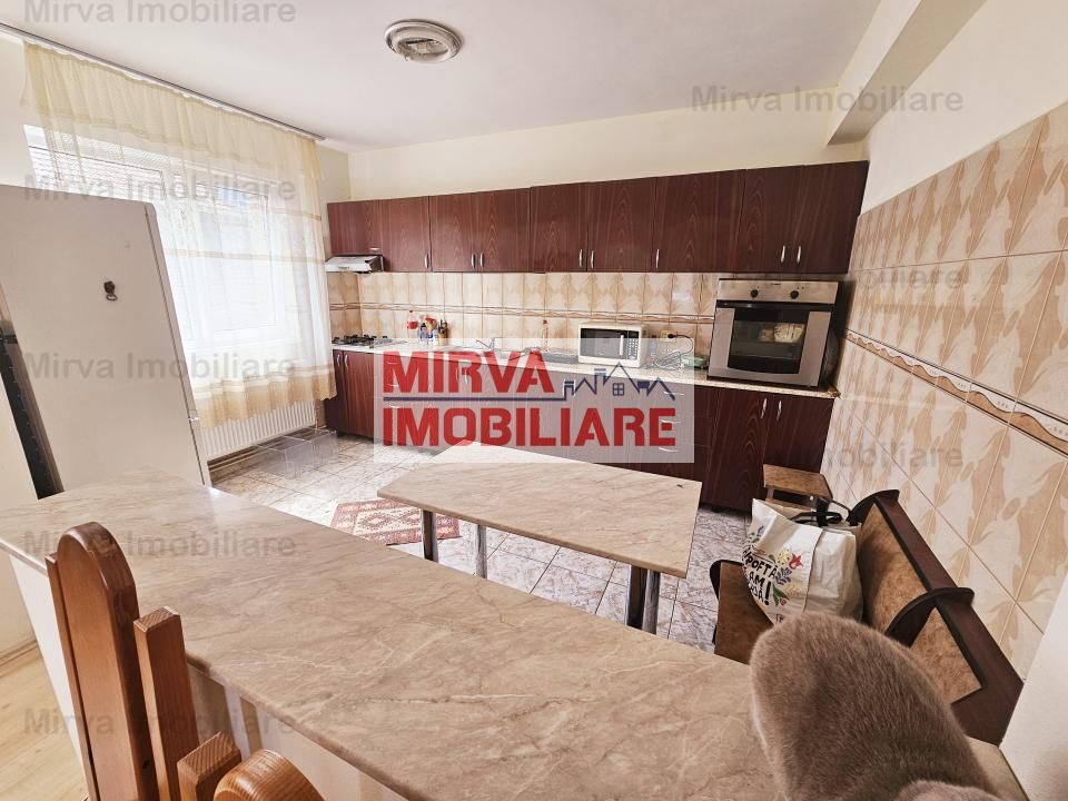 Vanzare vila 5 camere, mobilata si utilata, in Homoraciu - Poză 22