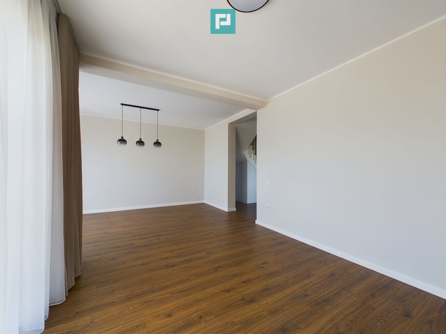 Duplex 1/2 în Moșnița Nouă - Poză 8