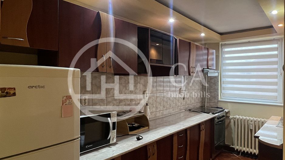 Apartament cu 3 camere de inchiriat in zona Decebal, Oradea - Poză 4