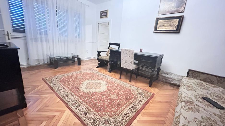 🏡 Apartament 3 camere de închiriat – casă la curte, Lacul Tei - Poză 4