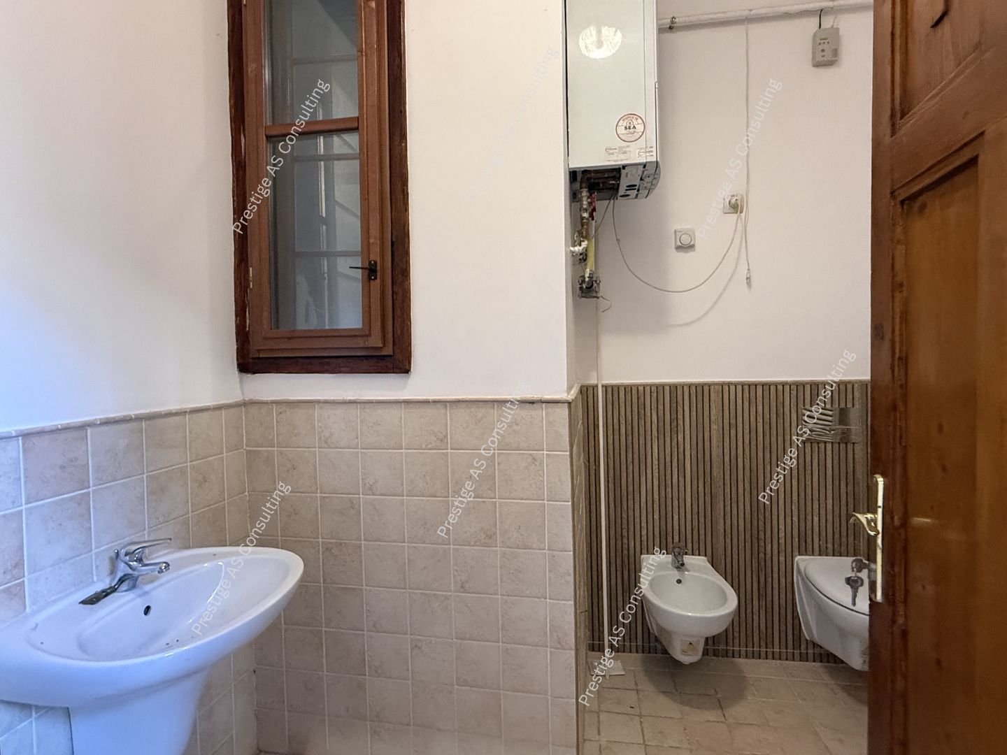 Apartament Patrimonial 150 mp | Balcon cu vedere directa spre Piata Victoriei - Poză 13