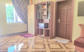Casa spatiosa cu 5 camere, garaj si gradina, zona Gradiste - Poză 3