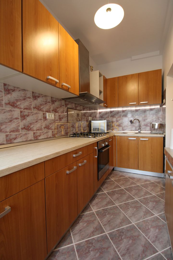Zona aradului, 4 camere + 2 bai, centrala proprie - Poză 3