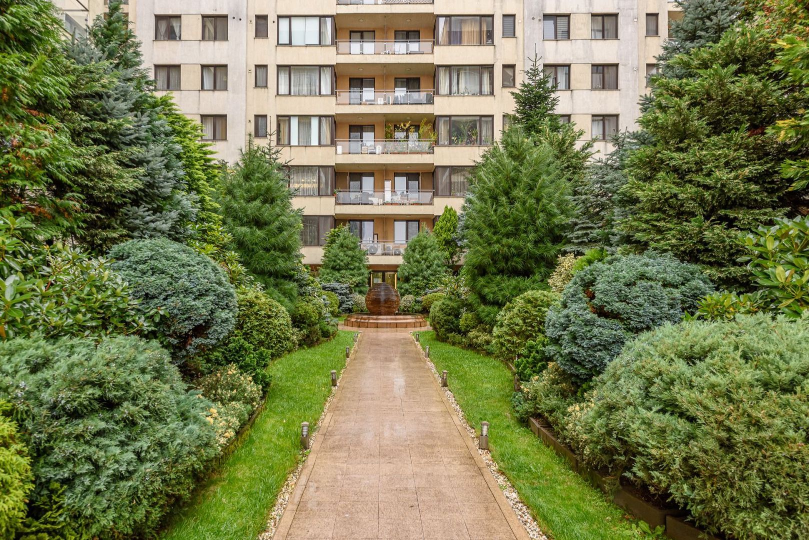 North Area Lake View - Poză 1