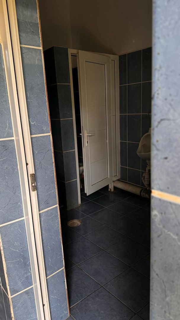 Complex de clădiri administrative – Livada, 310.000 E. Comision 0. - Poză 14