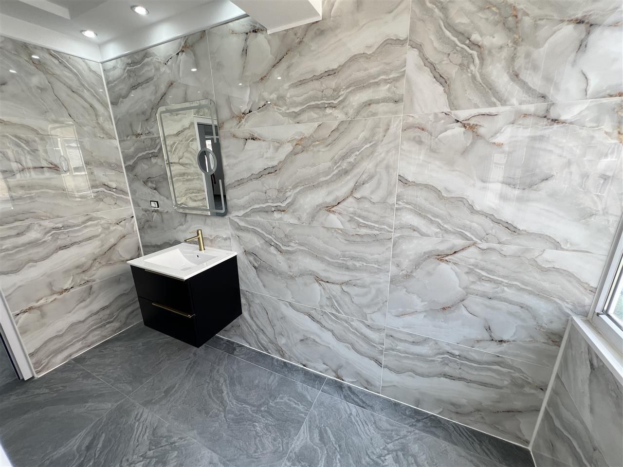 3 camere decomandat Ultracentral totul nou CENTRALA PROPRIE - Poză 11