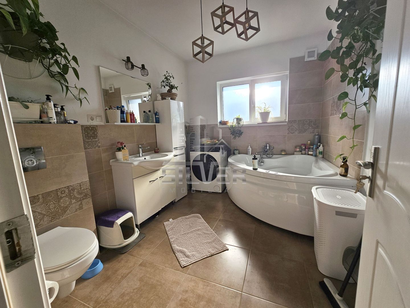 Casa tip duplex la cheie in zona linistita! - Poză 9