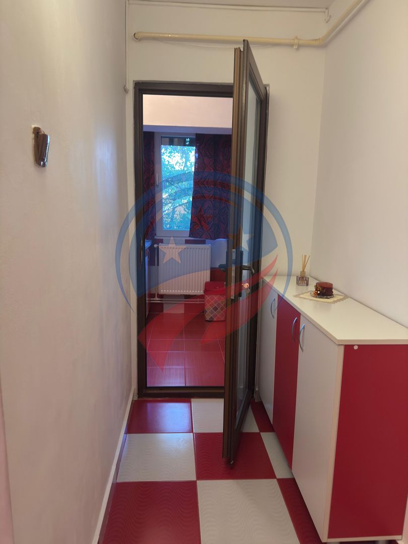 Garsonieră de 40 mp transformată în 2 camere – de închiriat - Poză 10