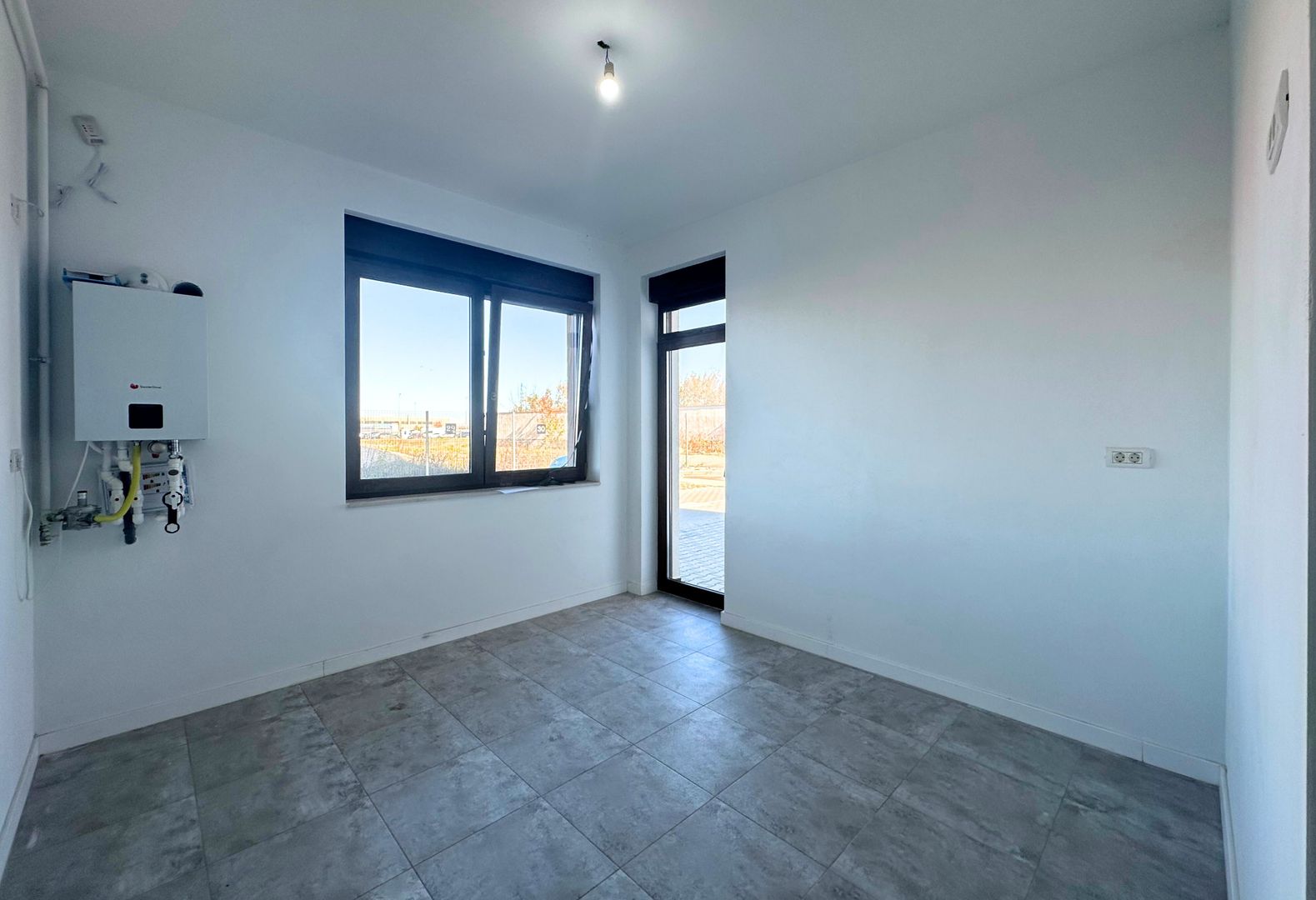 Apartament tip studio de vânzare lângă Paradisul Acvatic cu parcare si boxa - Poză 9