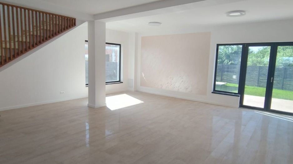 Vila Moderna Tunari, zona Buna, curte 300m - Poză 17