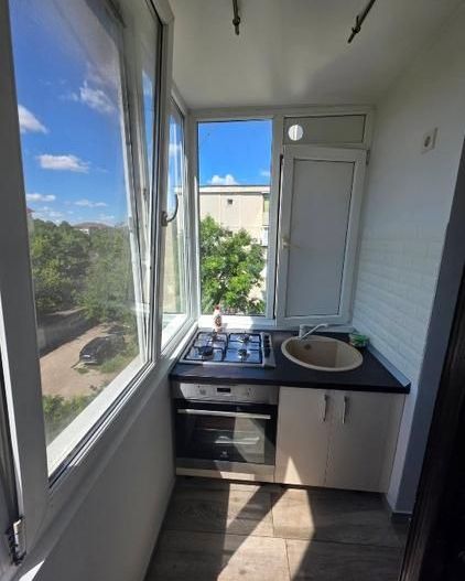 Girocului | 3 Camere | Etaj intermediar | Renovat | Mobilat si utilat - Poză 2