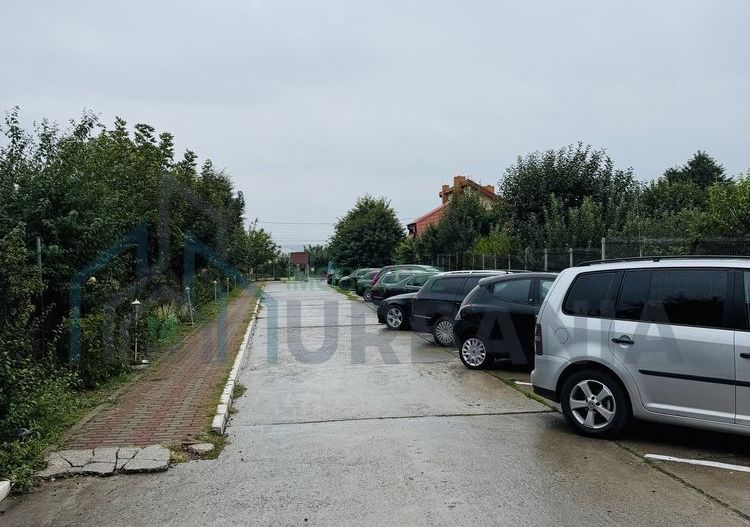 Apartament 138 mp de vânzare sau schimb în Pașcani - Poză 8