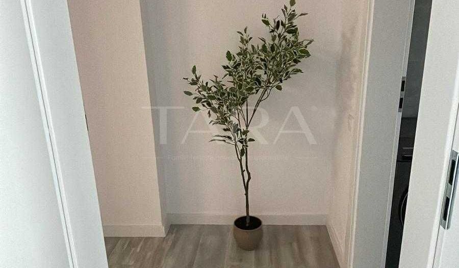 Apartament 2 camere decomandate + living,  zonă premium. - Poză 6