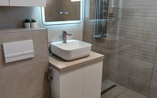 🏙 Apartament modern cu 2 dormitoare și priveliște superbă –400 €/luna - Poză 8